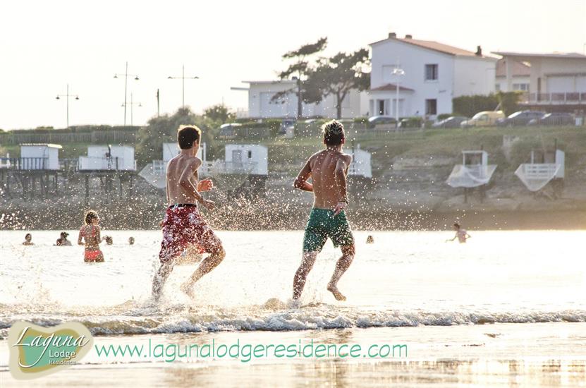 Royan beach near Laguna Lodge - Atlantic Coast of France